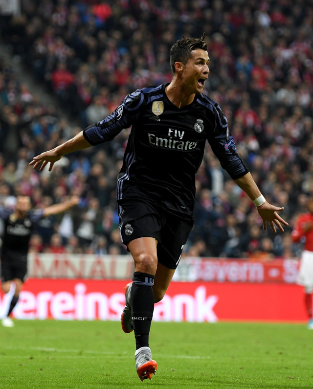 拜仁力克AC米兰,拉莫斯梅开二度德甲的简单介绍 拜仁力克AC米兰,拉莫斯梅开二度德甲的简单介绍