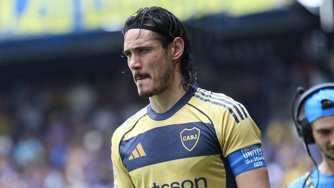 AC米兰险胜本菲卡，卡瓦尼梅开二度意甲